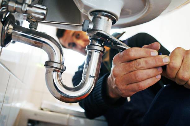 Best Commercial Plumbing Services  in Wedgefield, FL